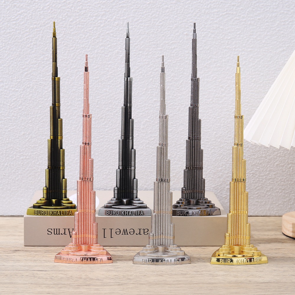 Home Office Dubai - Modelo de Edifício Emblemático Mundial, Ornamentos